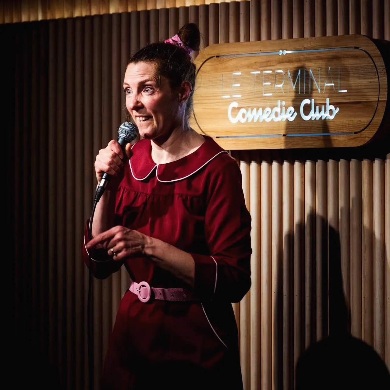 Image promotionnelle de Marie-Pierre Poirier humoriste.